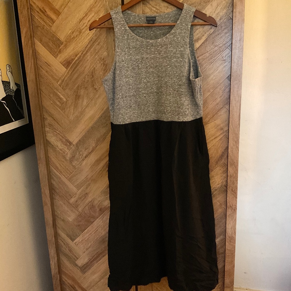 Paraphrase Blocked Midi Dress Black/Grey